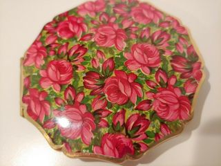 Vintage Stratton Powder Compact Made In England Enameled " Roses " Design