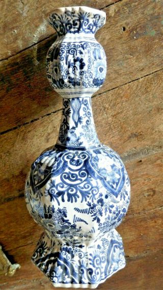 Antique Dutch Delft Blue And White Onion - Necked Vase By Johannes Van Duyn 1760