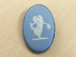 Vintage Silver & Wedgwood Blue Jasper Ware Brooch Pin 1968