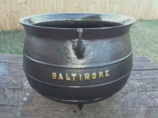 Antique Cast Iron Rare 8 Gal 3 Leg " Baltimore " Campfire Gypsy Kettle Cauldron