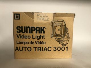 Vintage Sunpak Auto Triac 3001 Video Light W/ Tripod Connect