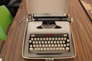 Royal Typewriter Vintage With Case