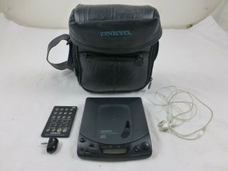 Vintage Onkyo Dx - F5 Personal Cd Player W/ Remote & Leather Onkyo Case -