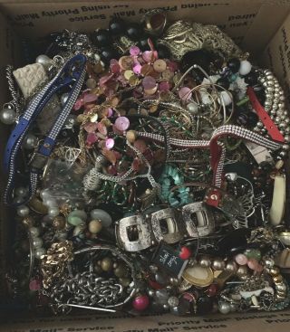 20 Lbs Grab Bag Jewelry - Vintage & Modern Crafts Harvesting Repair Wear Lfr