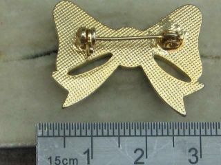 LOVELY VINTAGE 80 ' S GOLD PLATED BLACK ENAMEL AND WHITE DIAMANTE BOW BROOCH 2