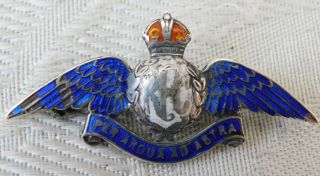 Vintage World War One Ww1 Rfc Royal Flying Corps Wings Small Silver Enamel Badge