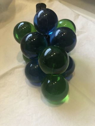 Vintage Mid Century Modern acrylic glass Lucite grape cluster blue & green Retro 3