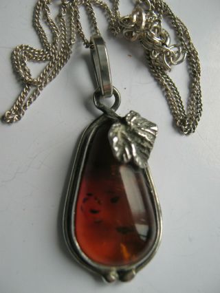 Vintage Naturalistic Form Sterling Silver Baltic Amber Pendant Necklace