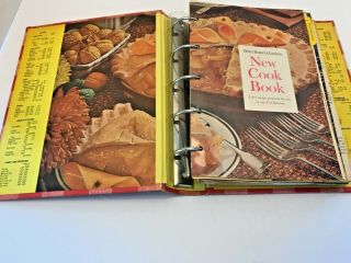 VINTAGE BETTER HOMES AND GARDENS COOKBOOK 1962 PLUS QUICK AND EASY RECIPES 2