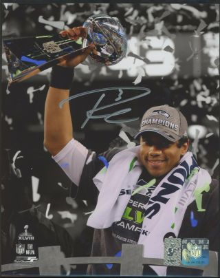 Russell Wilson Signed 8x10 Photo Auto Autograph W/ Seattle Seahawks