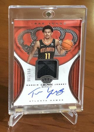 2018 - 19 Trae Young Crown Royal Rookie On - Card Auto 2 - Clr Jrsy Patch /199 