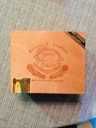 Jaime Garcia Reserva Jg Especial Wooden Hinged Cigar Box (1) (: