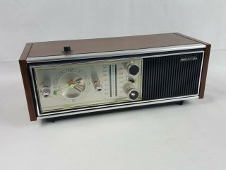 Vintage Tabletop Soundesign Am Fm Alarm Clock Radio Model 3434 Snooze Sleep