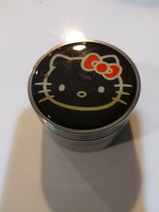 Hello Kitty Herb Cute Grinder Tobacco Spice Grinder 2.  5 " Wide 56mm 4 Piece Gh4
