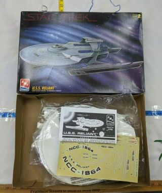 From 1995 - Vintage Star Trek Uss Reliant Model Kit 1:650 Amt 8766