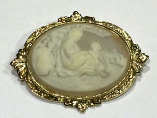 75 Off - Vtg.  Signed 1928 Mother W/child Cameo Brooch.  Gold Tone - Exc.  Cond.