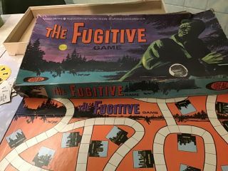 Vintage 1964 Ideal The Fugitive Board Game 2247 - 5.  /complete
