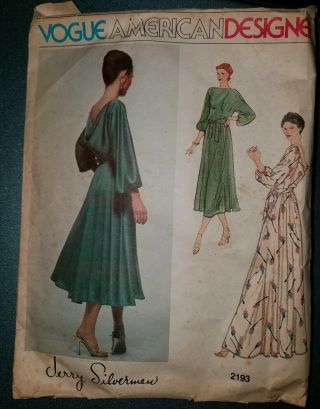 Jerry Silverman Vogue Vintage 1970s Sewing Pattern - Women 
