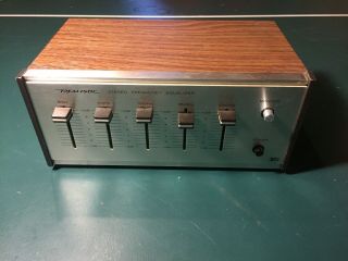 Vintage Realistic Stereo Frequency Equalizer Model 31 - 1986