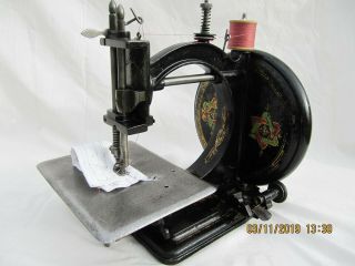 Old Vintage Antique " Gresham & Craven " Sewing Machine.