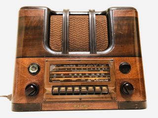 Antique 1938 Rca Victor 97t W Push Buttons & Green Tuning Eye Tube Vintage Radio