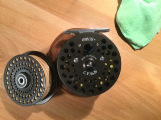 Orvis Cfo Iv Fly Reel Made In England With Spare Spool Leather/shearling Case