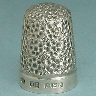 Antique Blackberry Sterling Silver Thimble English Hallmarked 1908