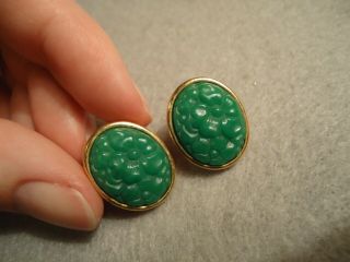 Vintage Faux Jade Green Peking Glass Oval Carved Flower Post Earrings 2