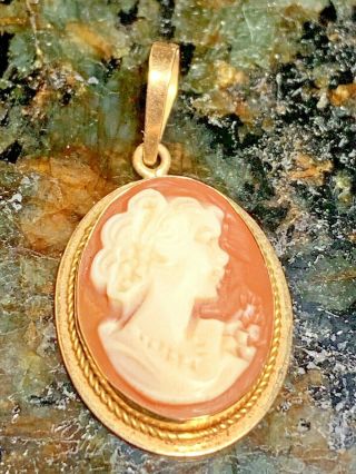 Antique Cameo Pendant 14k Yellow Gold Vintage Womens Necklace Charm Handmade
