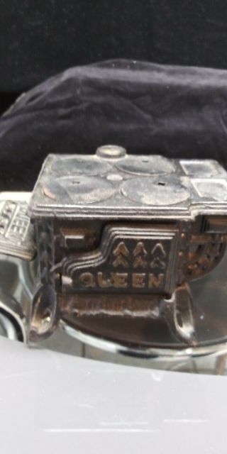 Vintage Queen Cast Iron Mini Wood Stove With Pots