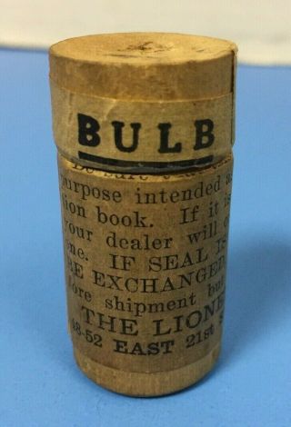 Vintage Lionel No.  24 8 Volt Lamp Bulb For Standard Gauge In Wooden Tube