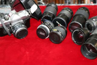 Vintage Minolta Sr - 7 35mm Slr Film Camera W/58mm F/1.  4 Lens Plus 8 Other Lens