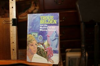 Vintage Whitman Hardback Book Trixie Belden And The Mystery Missing Heiress 1970