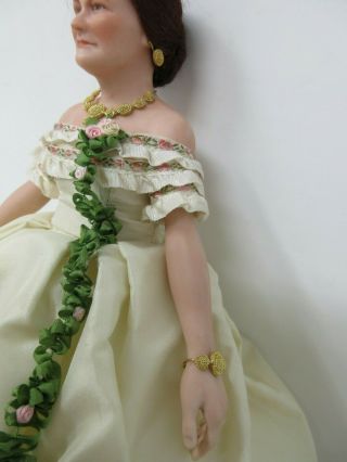 Collectible Mary Todd Lincoln Doll 2