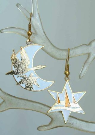 White Cloisonne Enamel Wild Goose Crescent Moon & Star Earrings 1970s Vintage
