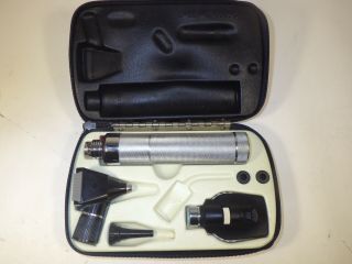 Vintage Welch Allyn Diagnostic Set Otoscope With Ophthalmoscope 115 Good Cond