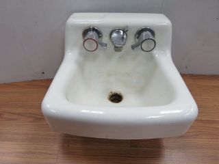Antique Vintage American Standard Bathroom Sink Cast Iron Porcelain 13 " X13 3583