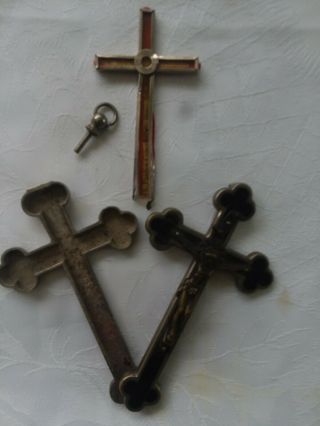 Antique Cross Crucifix,  Opens With Cross Inside