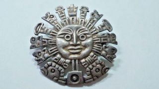 G908 Vintage Sterling Aztec Sun Pendant / Brooch 1 3/8th " Diameter