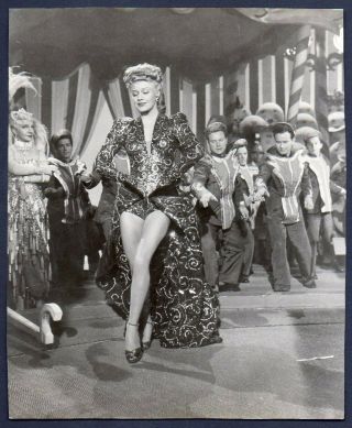 Ginger Rogers Leggy Dancer Actress Lady In The Dark Vintage Orig Photo Trimmed