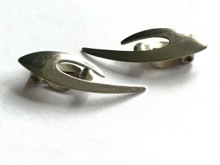 Vintage Silver Danish Clip On Earrings.  Size 1 1/4” X 7/16”.  5cf
