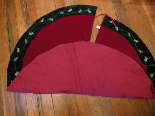 Vintage Embroidered Red Velvet Christmas Tree Skirt 3