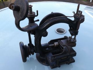 ANTIQUE SMALL CAST IRON SEWING MACHINE - UNUSUAL 2