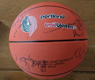 1989 - 90 Portland Trailblazers Team Signed Autograph Basketball Blazers 1990
