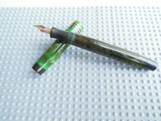 Vintage Jade Green Parker Duofold Fountain Pen