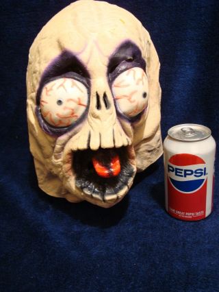Vtg 1980s Don Post Studios Halloween Mask EYESCREAM 931 Blood Shot Eye Monster 3