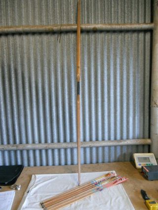 Vintage Indian Archery 70 " Long Bow Evansville Indiana In W/wood Arrows Recurve