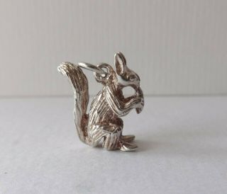 09 Vintage Silver Charm Squirrel With Nut