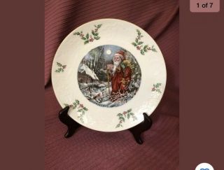 1980 Vintage Royal Doulton Christmas Plate Fourth In A Series Santa Holly