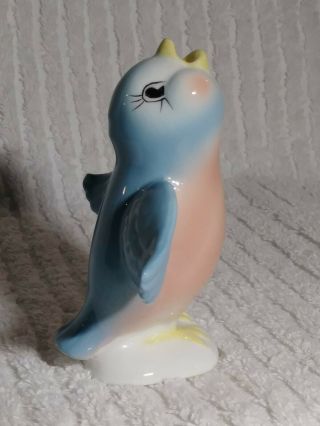 Vintage Bluebird Pie Vent Songbird Porcelain Figurine 3.  5 " Figure Singing Baking